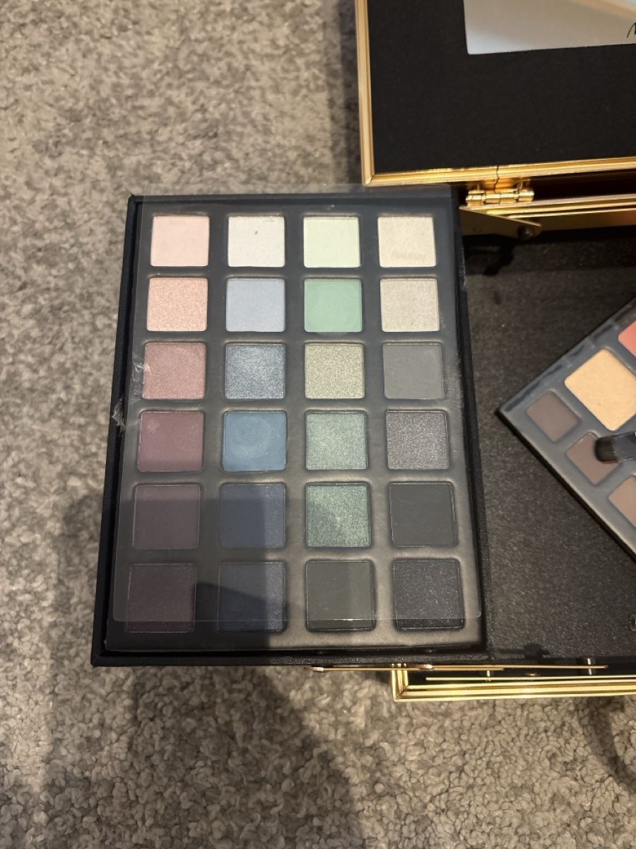 Pallets: Lidschatten Paletten und Schminkkoffer – Nuovo (secondo la descrizione) da Samedan venduto da Franzi15 1