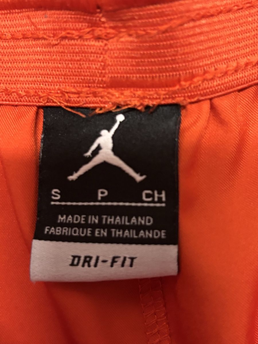 Costumi da bagno: Short collector - Jordan x Gators  – Usato da Le Lignon venduto da mik_qm2y 2