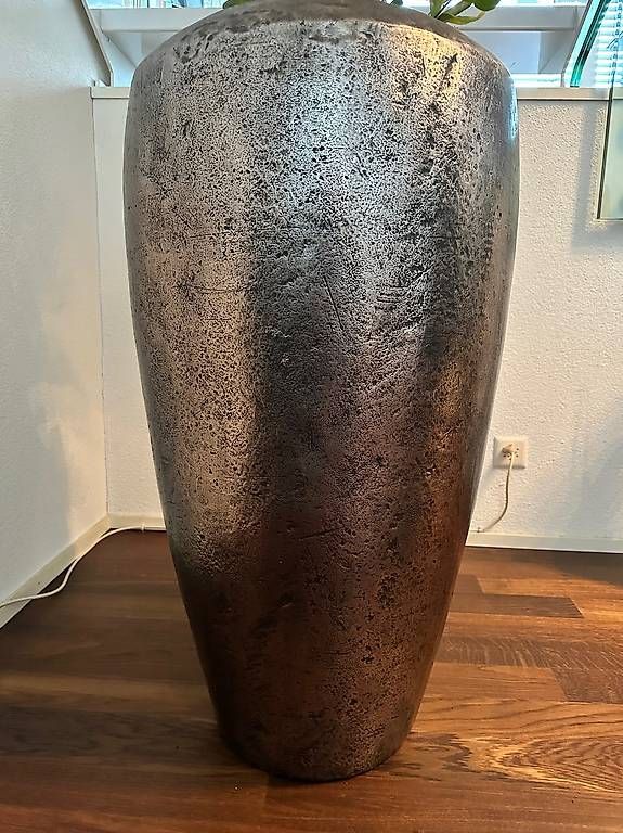 Vasi per fiori: Pflanzengefäss antik – Usato da Schaffhausen venduto da Apardo01 2