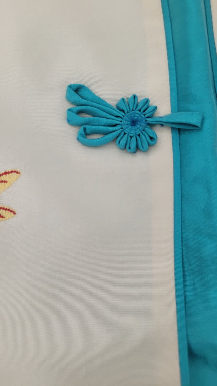 Giacche: Elegant Dragonfly Embroidered Silk Jacket – Nuovo (secondo la descrizione) da Winterthur venduto da sar_zg7p 2