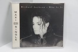 Maxi CD Michael Jackson ‎– Who Is It / 4 Remix + 1 Bonus
