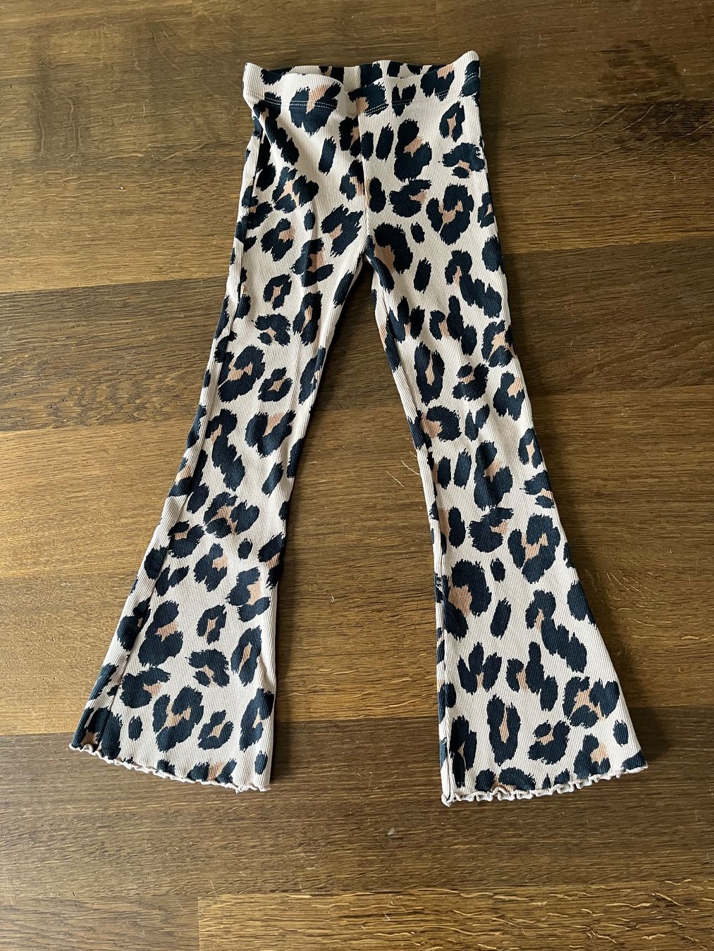 Next Calze & Collant: Leggins mit Leopardenmuster, 6-jährige – Usato da Zürich venduto da tiger22 1