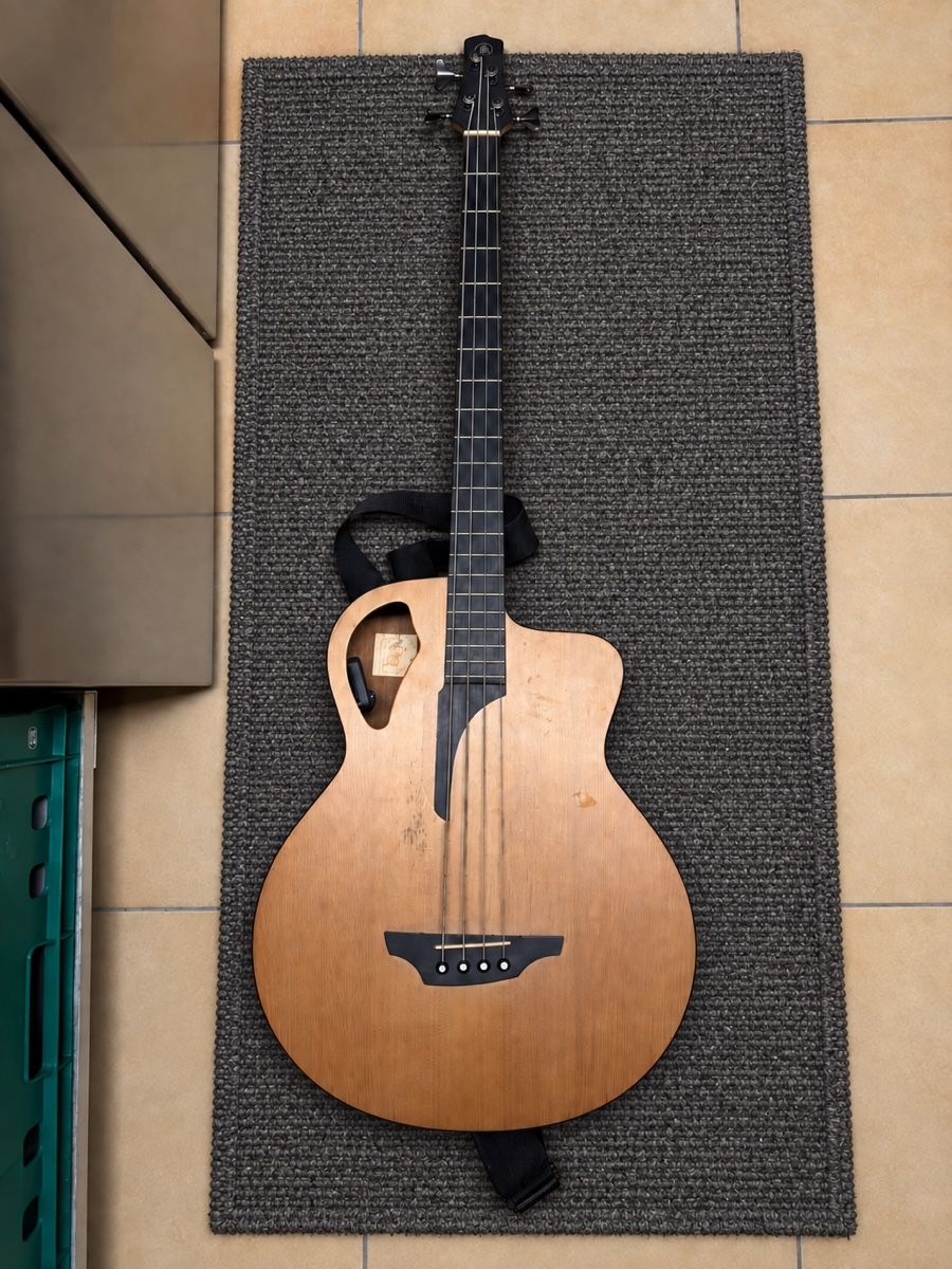 Furch Musikinstrumente: Furch Bass gebraucht – Gebraucht aus Oftringen von nidi91
