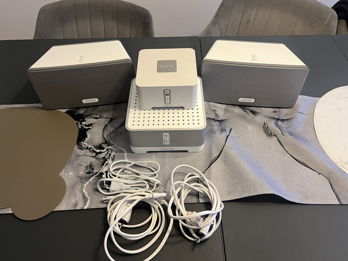 Sonos Casse acustiche: Sonos Play 3 Set (eine Box defekt) – Usato da Adlikon b.Regensdorf venduto da dut_78fs