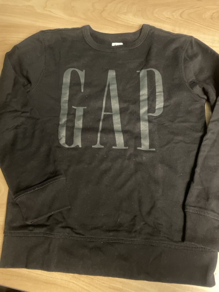 Gap Pullover & Sweatshirts: Schwarzer neuwertiger GAP Kids Pullover Gr.152 – Neu (gemäss Beschreibung) aus Obergerlafingen von cabo4