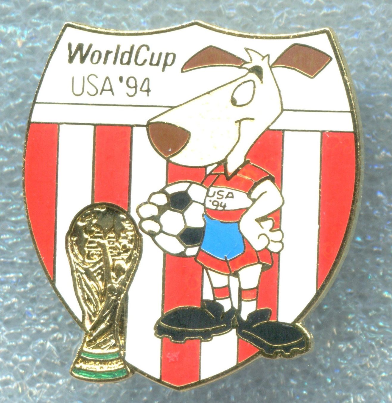 Fifa Plaketten & Abzeichen: FIFA  USA WM '94  Maskottchen  – Gebraucht aus Winterthur von Sammleroase