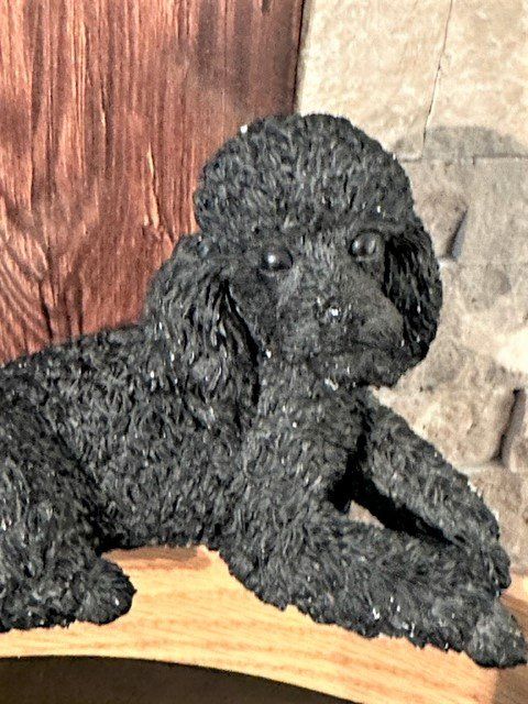Statuette: PuDeLfiGuR – Usato da Winkel venduto da zeho