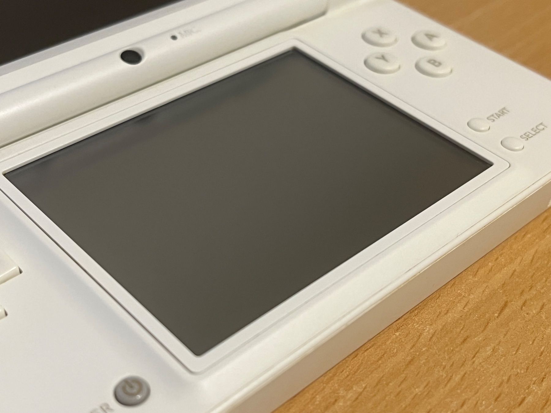 Nintendo Console: Nintendo DSi mit Pokémon Games – Usato da Dielsdorf venduto da RetroMeister 6