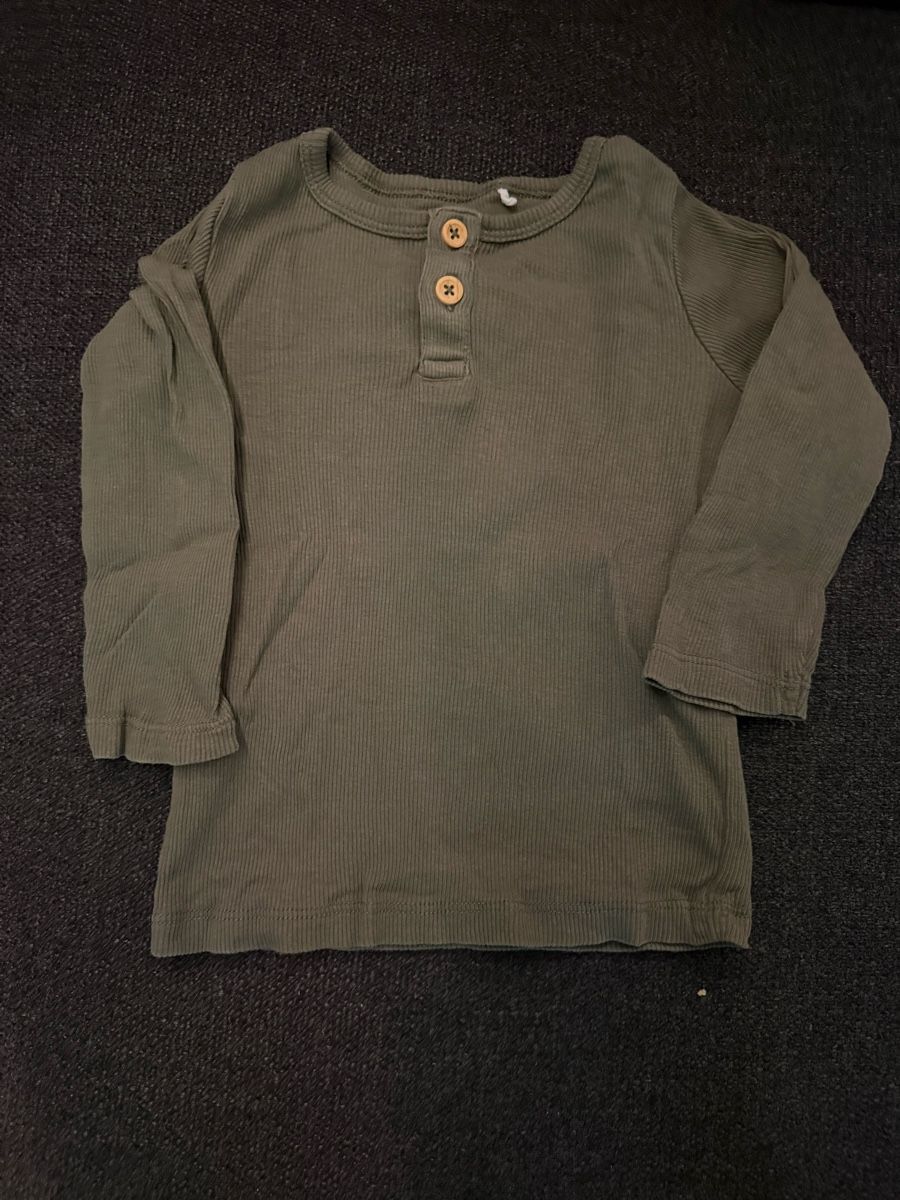 Name It Maglioni & Felpe: 4 Langarm Shirts, Marke name it Grösse 80 oder 86 – Usato da Oberdorf SO venduto da fani05 4