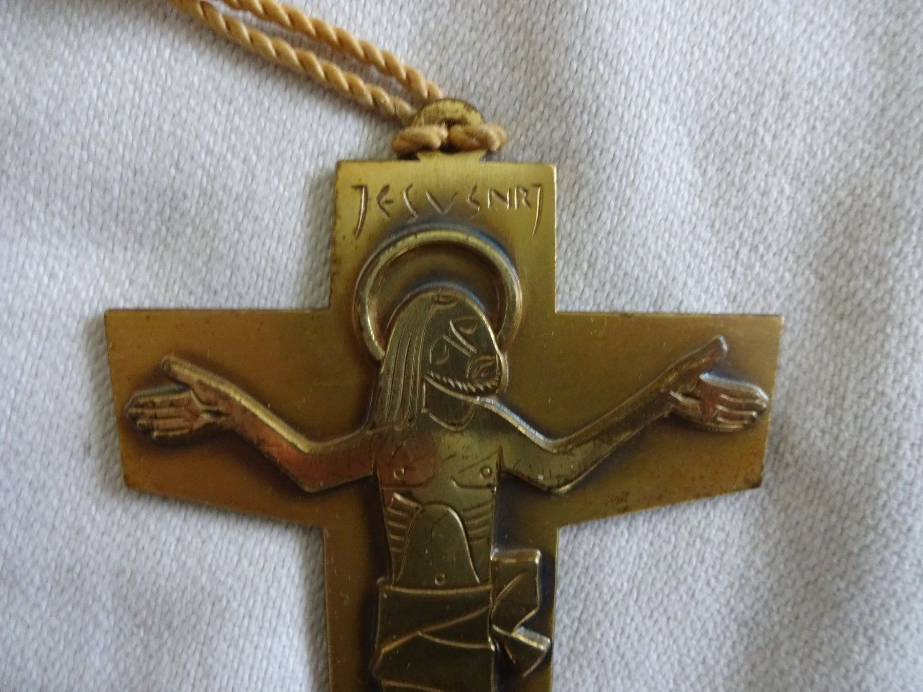 Skulpturen & Statuen: Kleines Metall Kreuz Kruzifix – Gebraucht aus Marly von Rolmax 2