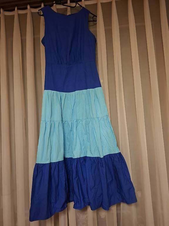 Robes: Damen Kleid  – D'occasion à Birsfelden par Vic_toria 3