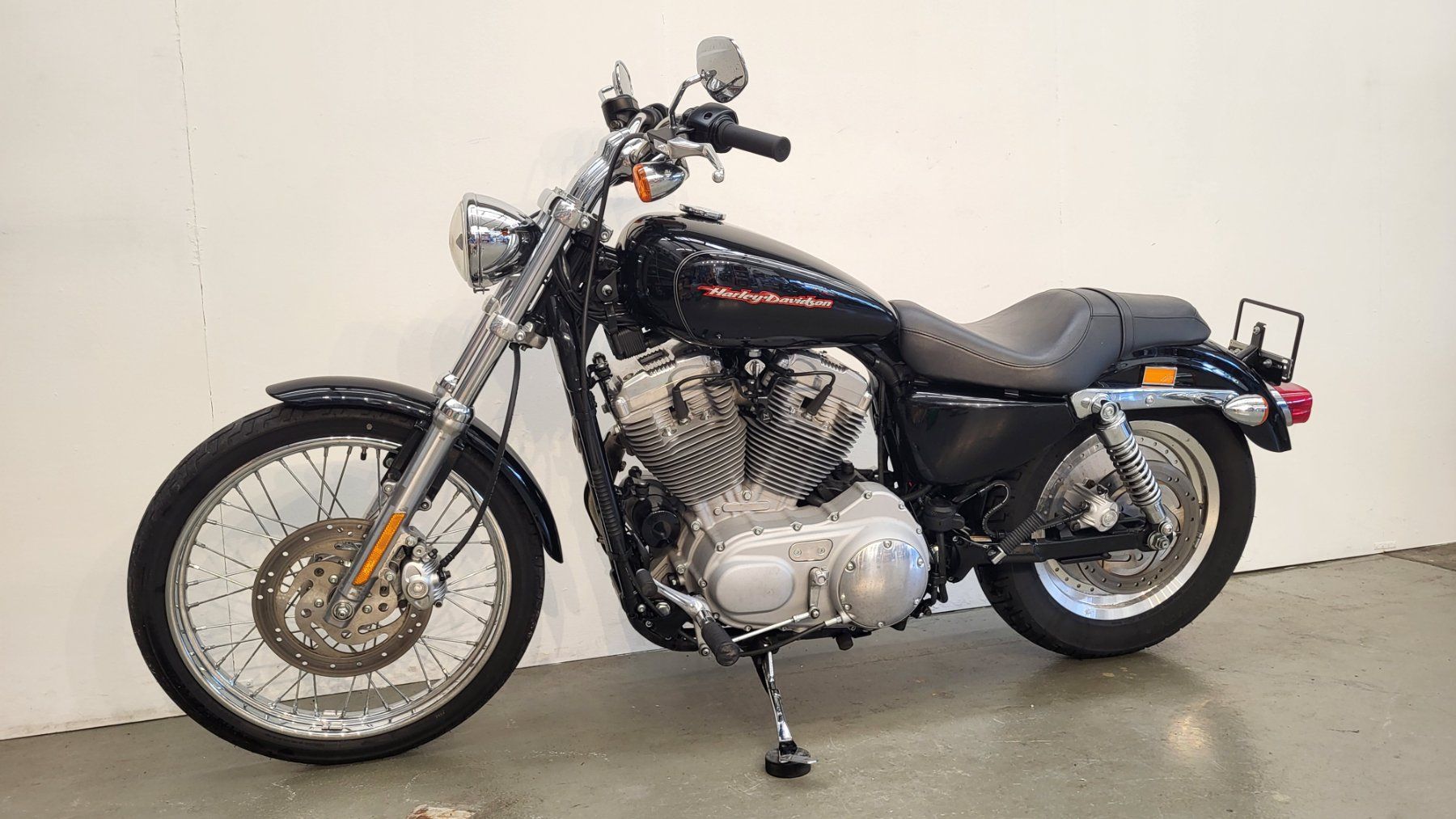 Harley-Davidson Chopper: Harley-Davidson XL 883 C Sportster Custom – Usato da Tägerschen venduto da Moto-Welt 3