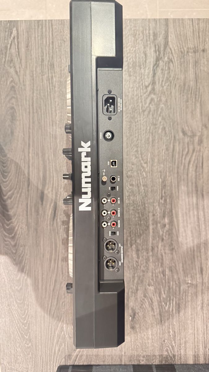 Numark Mischpulte: Numark Mixdeck Express – Gebraucht aus Oberwil-Lieli von KZA5563 2