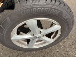 4x Bridgestone Blizzak LM005 Winterräder 215/65 R16 C inkl.
