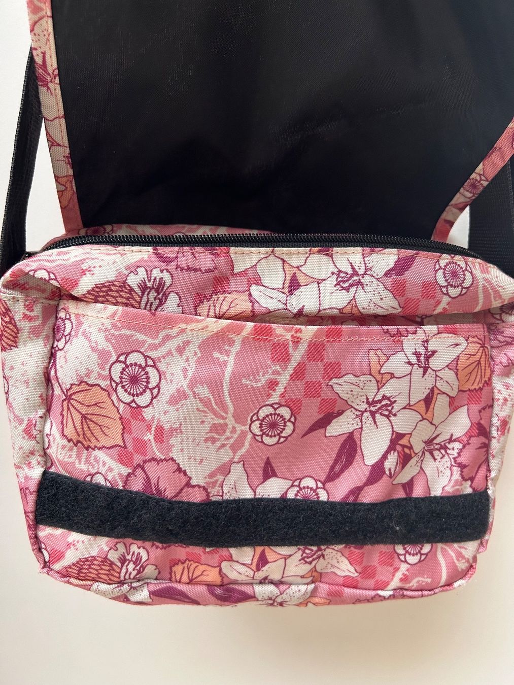 Eastpak Borse da donna: EASTPAK Tasche – Usato da Dättwil AG venduto da fio_d76l 2