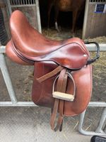 Frank Baines Sattel braun Dressur Sitz 17.5 Zoll