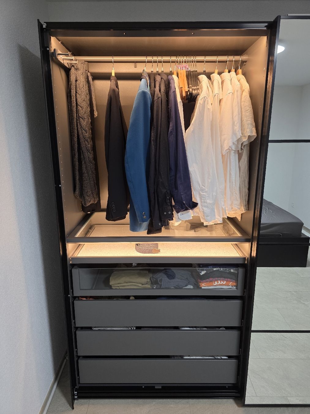 Ikea Armadi: IKEA PAX Kleiderschrank – Nuovo (secondo la descrizione) da Kaltbrunn venduto da a_s_28jn 4
