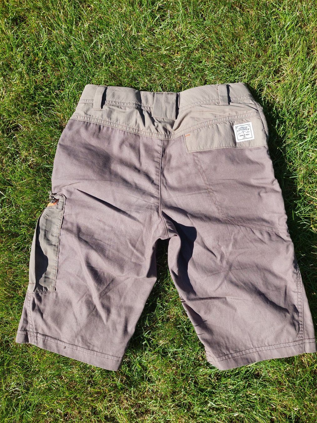 Hosen: Shorts / Kurze Hose, beige, Gr.140 – Gebraucht aus Sarnen von Goldesel 1