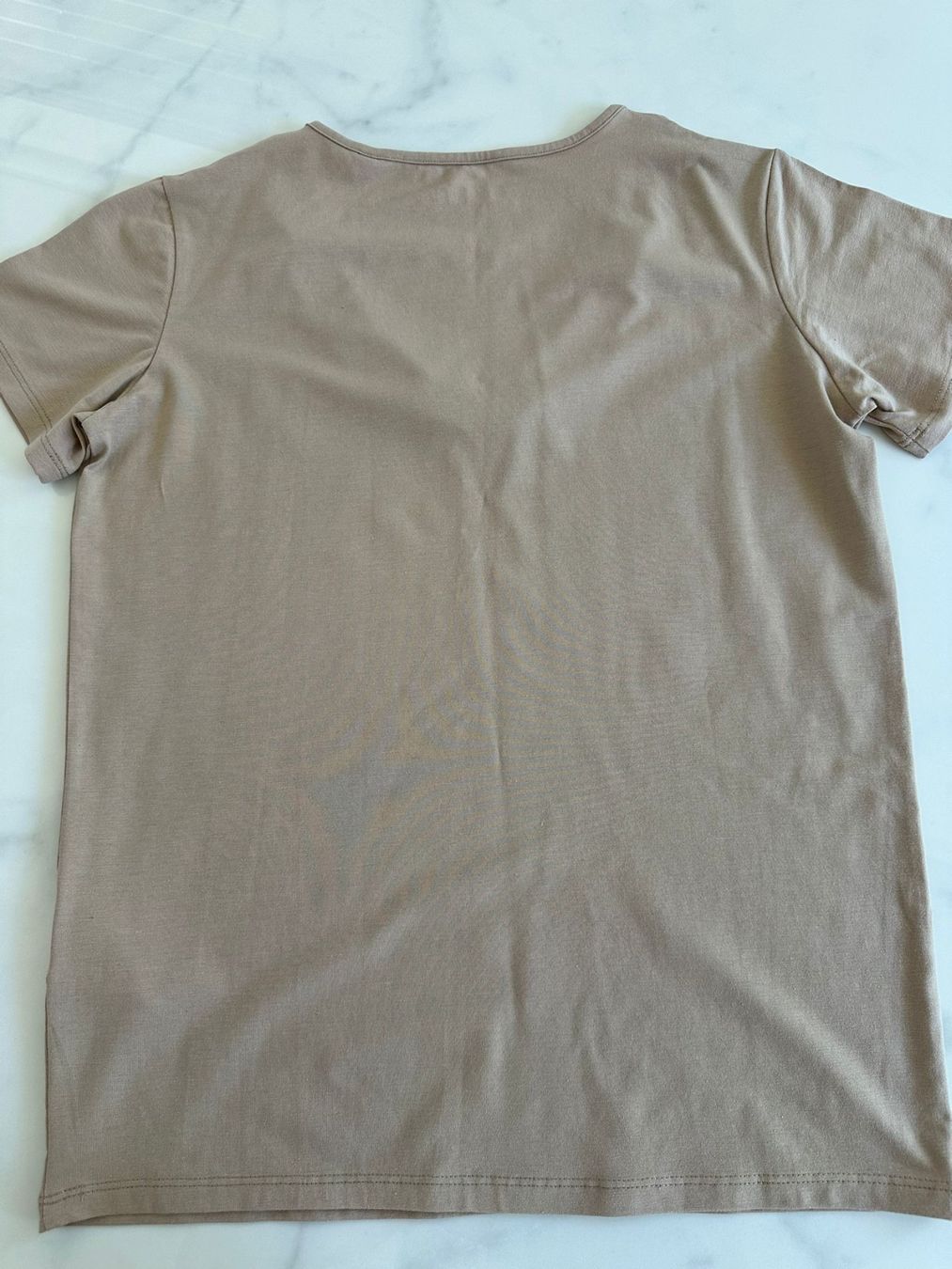 T-shirt: Guess Damen Tshirt Grösse S – Usato da Lausen venduto da Swissart123 2