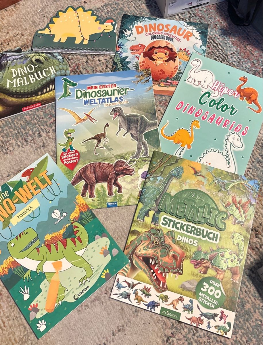 Spielzeuge: Dinos – Neu (gemäss Beschreibung) aus Küssnacht am Rigi von Wir-3 1