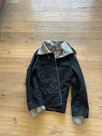 Khujo Jacke schwarz Grösse M guter Zustand