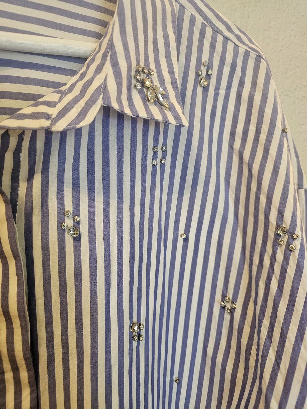 C&A Camicette: Gestreifte C&A Bluse mit Strass-Details, Grösse 44 – Usato da Bern venduto da Oscarella 3