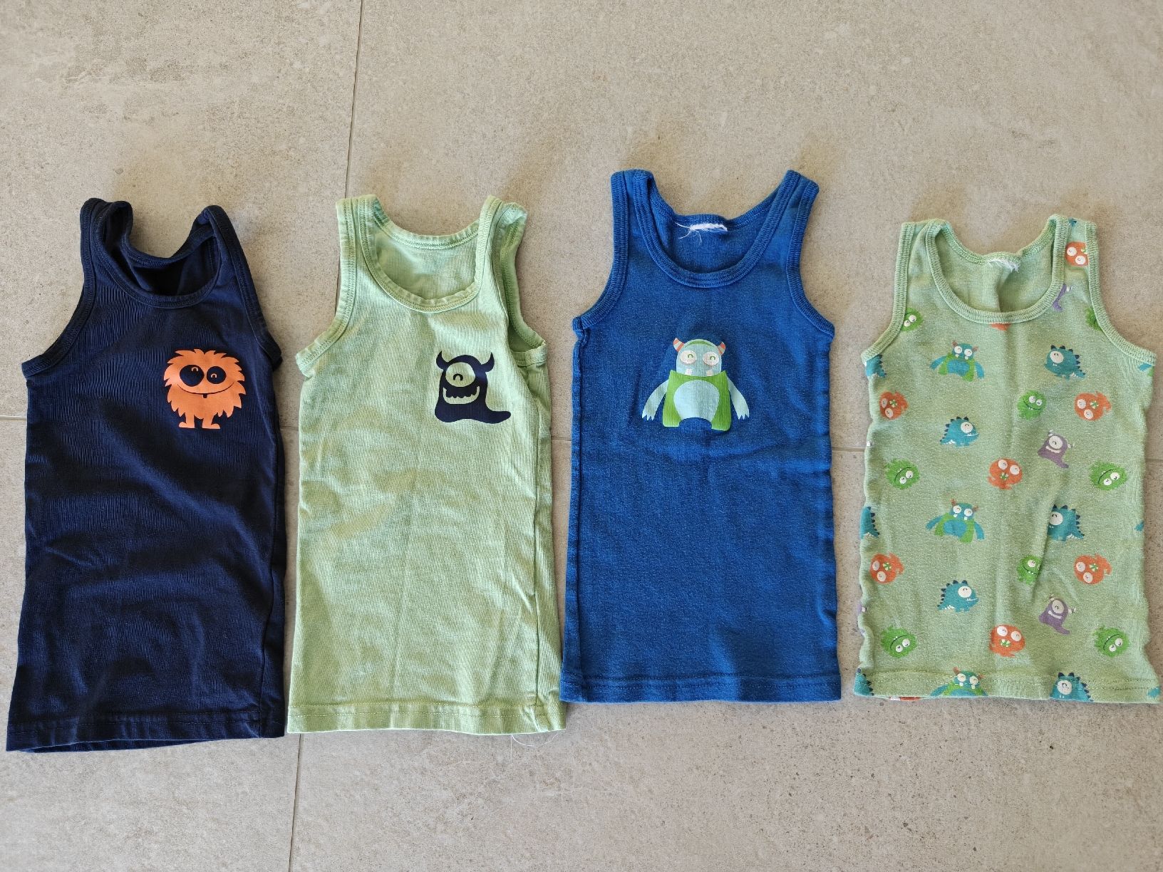 Camicie, T-shirt & Polo: 4x summer tops size 1.5 years – Usato da Lonay venduto da ari_2xzm