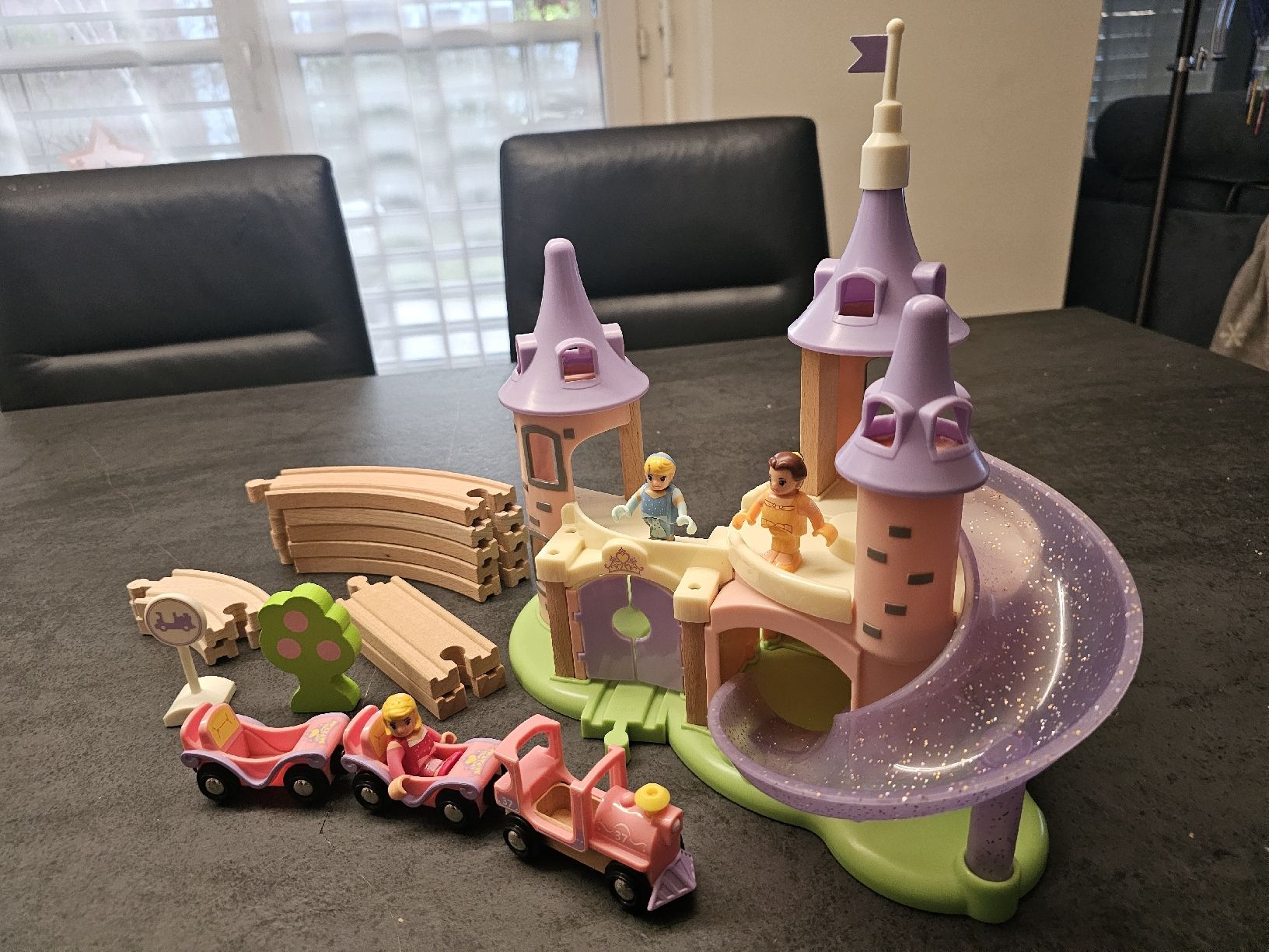 Brio Giocattoli: brio Princess Traumschloss – Nuovo (secondo la descrizione) da Ebikon venduto da Mauzi86