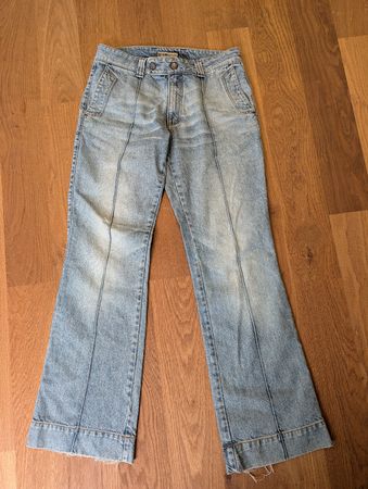 Y2K style jeans Clink London