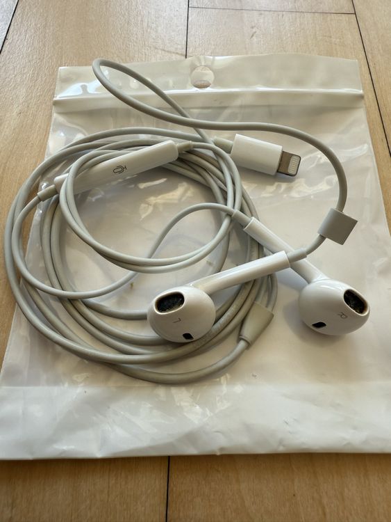 APPLE EarPods Kopfhörer mit Kabel für IPhone 7 3