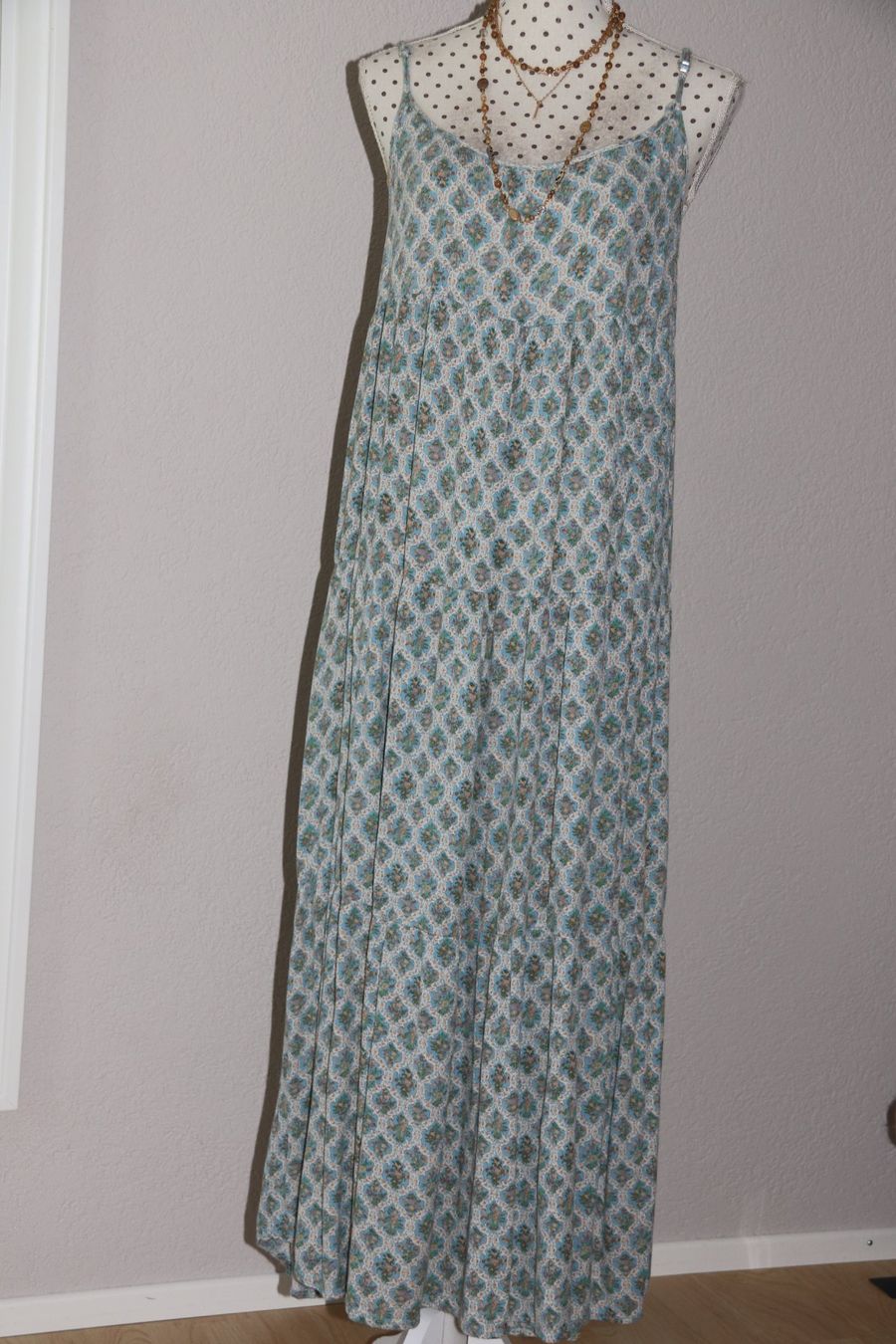 Vestiti: Maxi luftiges Sommerkleid Gr.M – Usato da Oberwil-Lieli venduto da Svetlana28 1