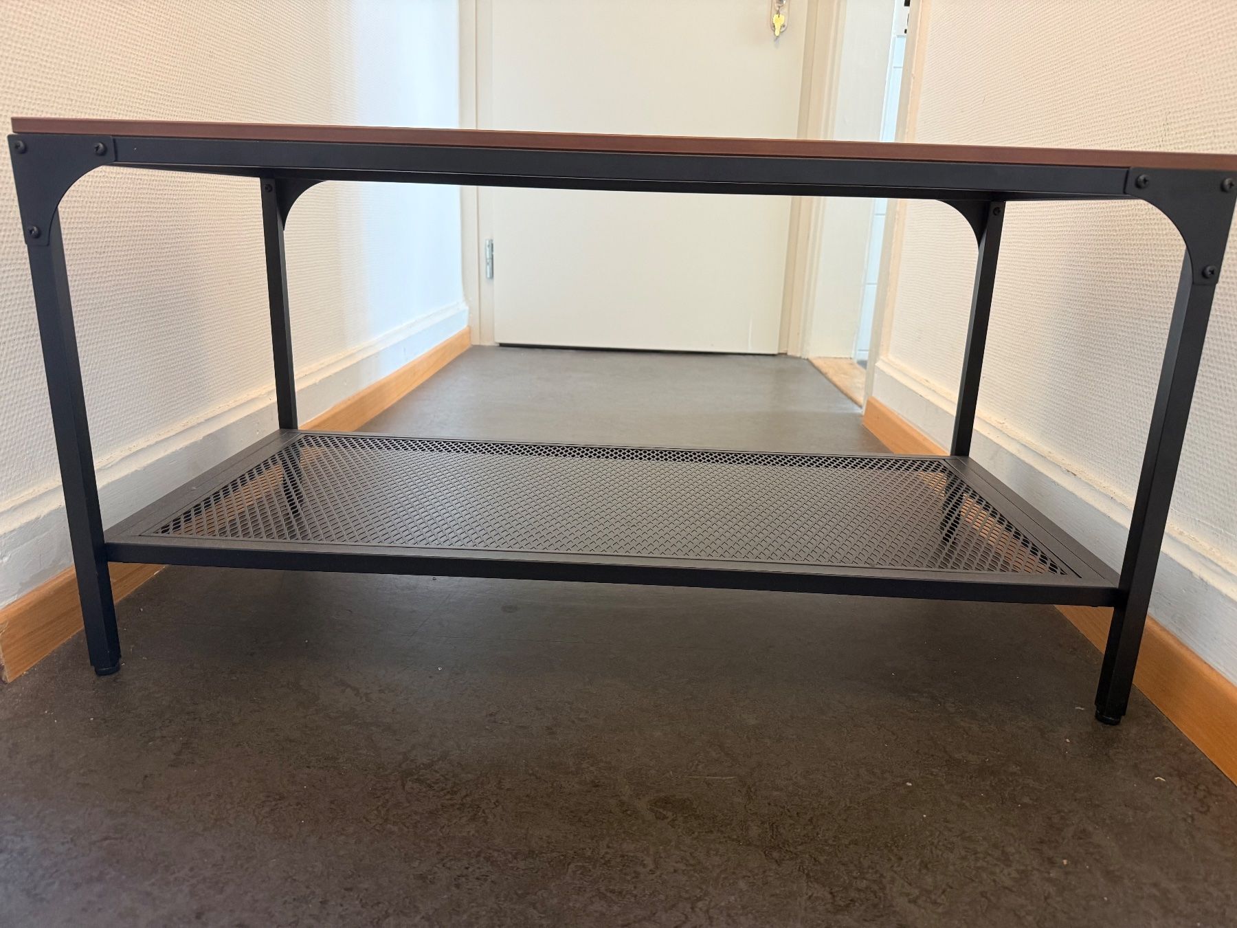 Ikea Mobili TV: Beistelltisch/Sideboard – Usato da St. Gallen venduto da mar_c29s 2