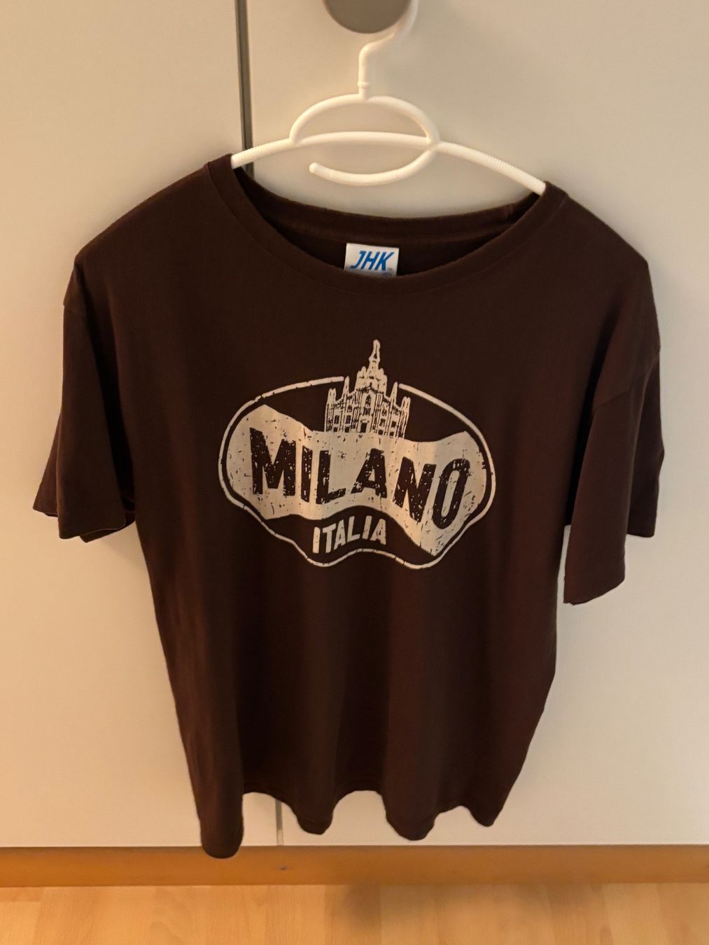 T-shirt: T-Shirts – Usato da Lyss venduto da jba_s2my 2