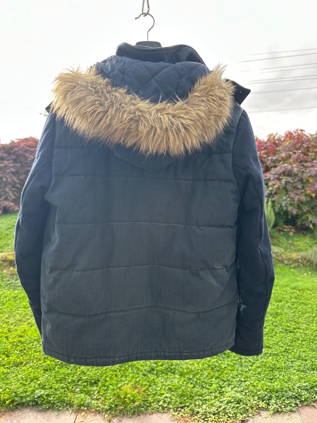 Tommy Hilfiger Jacken: Tommy Hilfiger Winterjacke – Gebraucht aus Uerikon von Petersli 2