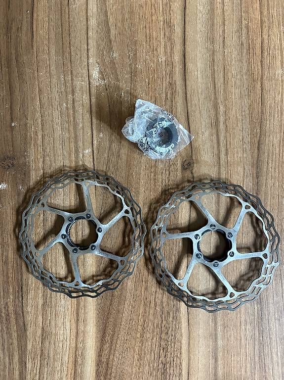 Pezzi di ricambio: Galfer Wave centerlock 160mm – Usato da Bern venduto da l.gautschi
