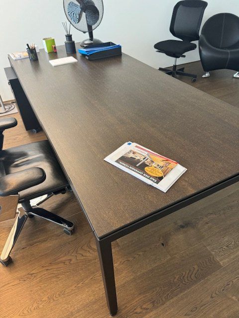 Scrivanie: Exklusiver & hochwertiger Bürotisch – Usato da Dübendorf venduto da Spezlitoni 7
