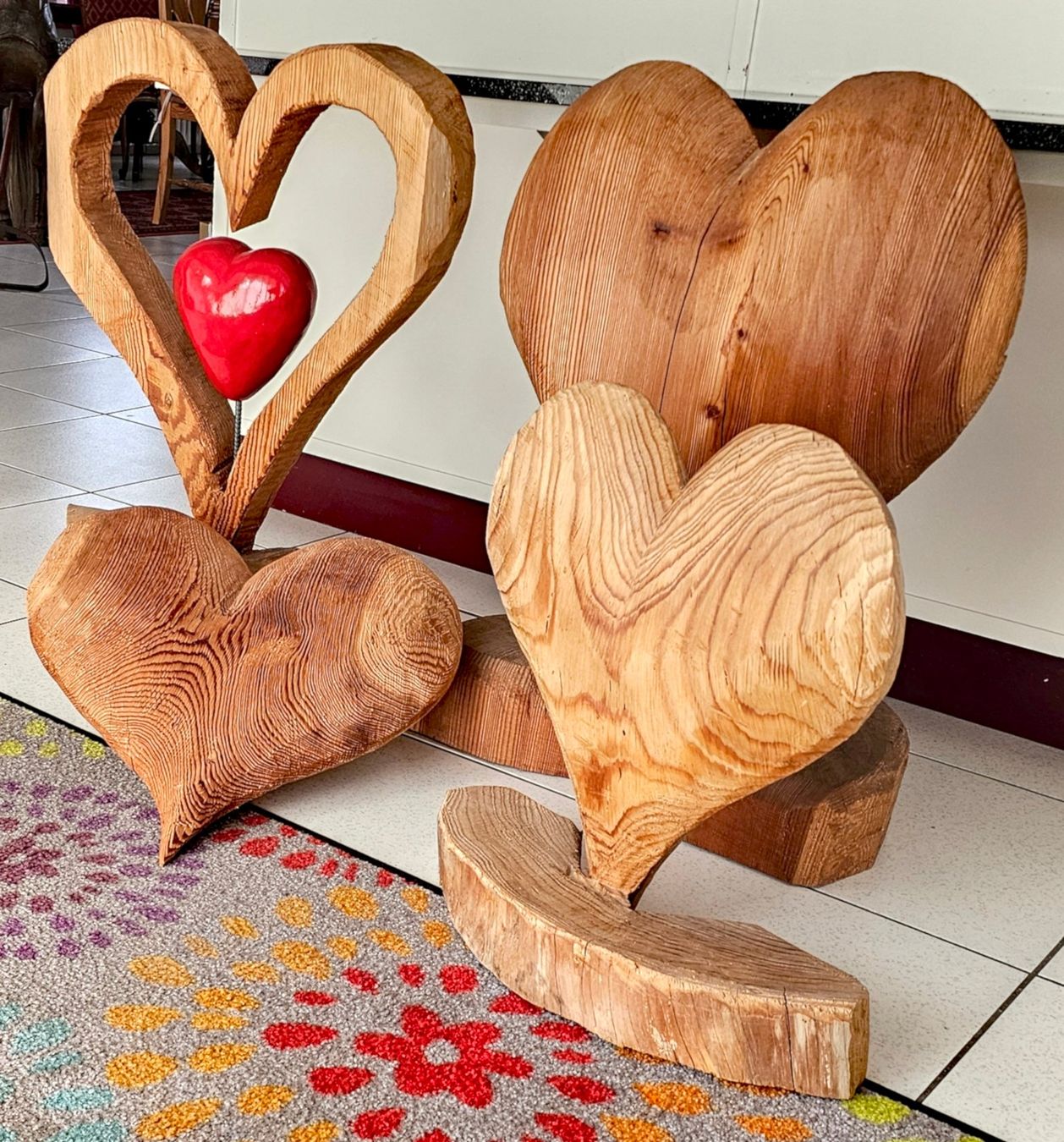 Tutte le decorazioni: Herzen aus Holz – Usato da Walenstadt venduto da pedroju-1 2