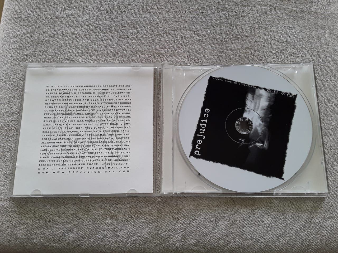 CD: Prejudice – Between Happiness And Self-Destruction – Usato da Lenzburg venduto da Sepulmander 1
