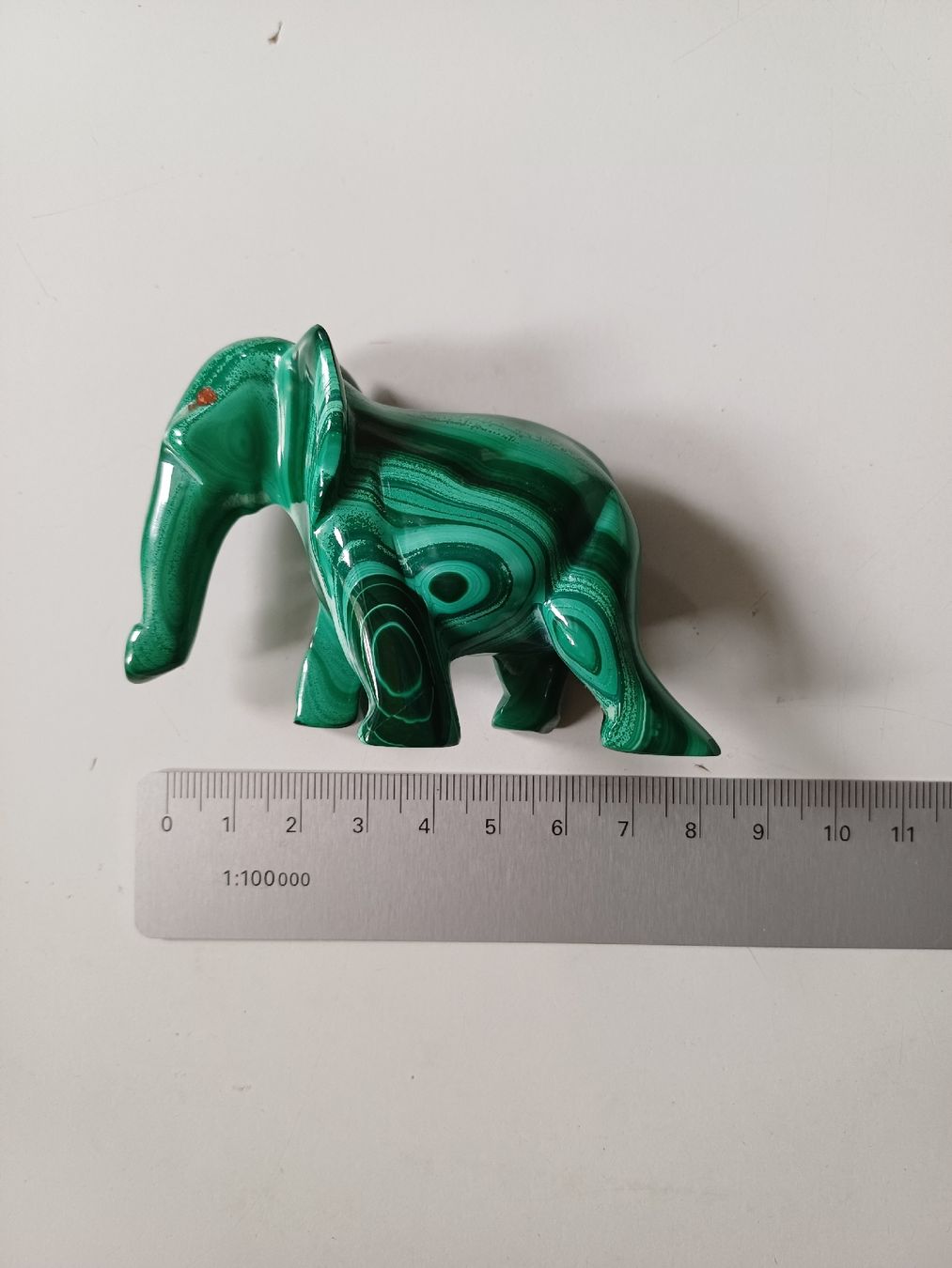 Statuette: Vintage Malachit Elefant Skulptur – Usato da Zürich venduto da Avocadokern 2