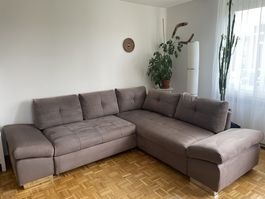 Ecksofa mit Schlaffunktion, ca. 254 × 228 cm
