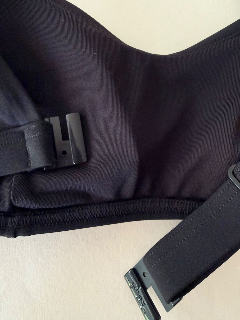 Triumph Maillots de bain & Bikinis: TRIUMPH, Bikini-Top FLEX SMART SUMMER, Grösse 1, Schwarz – Neuf avec emballage d'origine à Rudolfstetten par gst_g7xl 3
