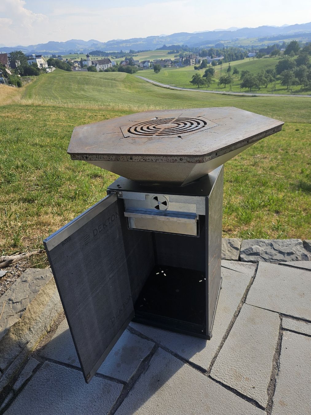 Grills: schöner Feuerschalengrill – Neu (gemäss Beschreibung) aus Andwil SG von emaumau 1