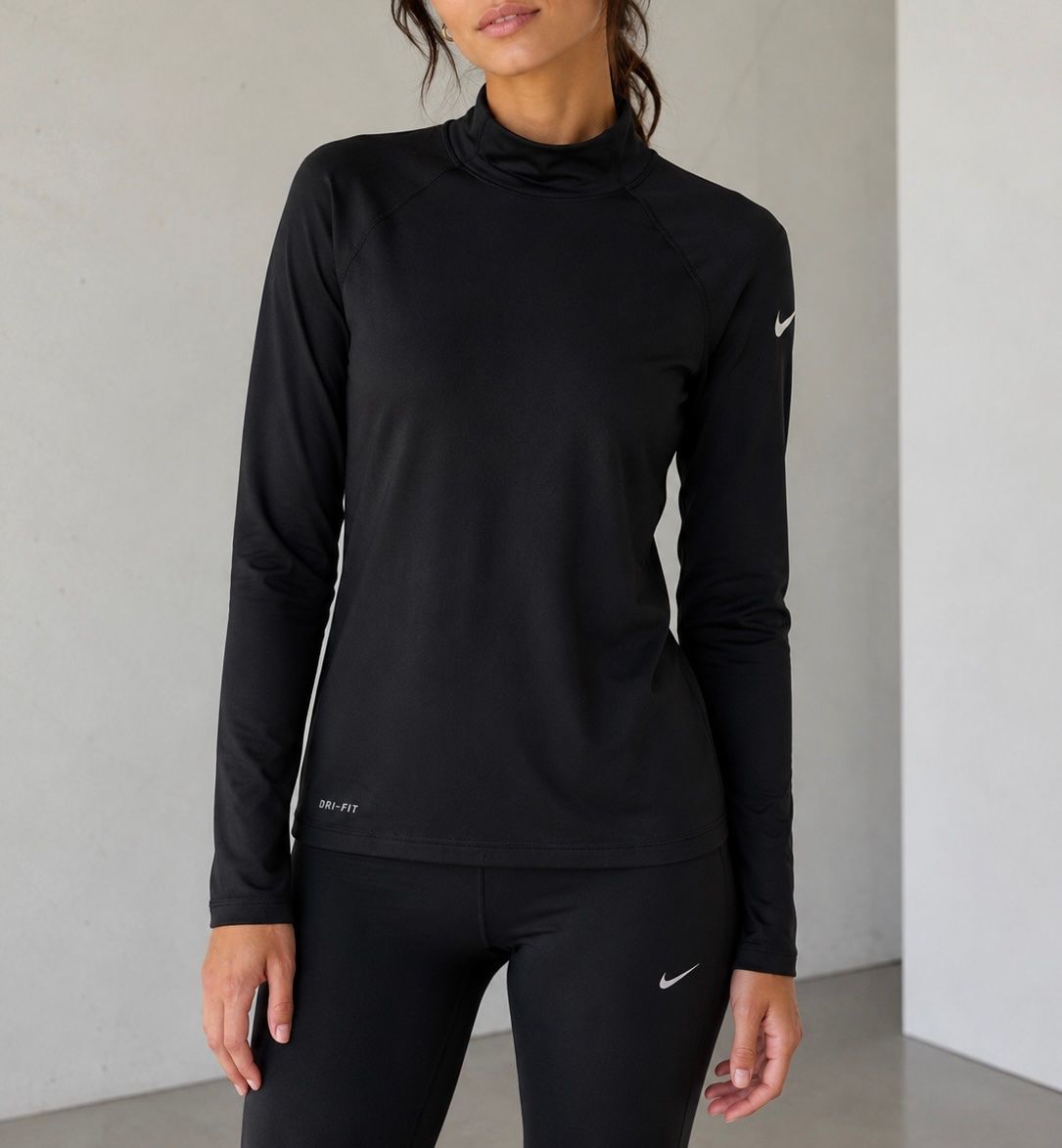 Nike Pullover & Sweatshirts: Nike Pro Langarm schwarz Gr. L – Gebraucht aus Bottmingen von ana_5hrv