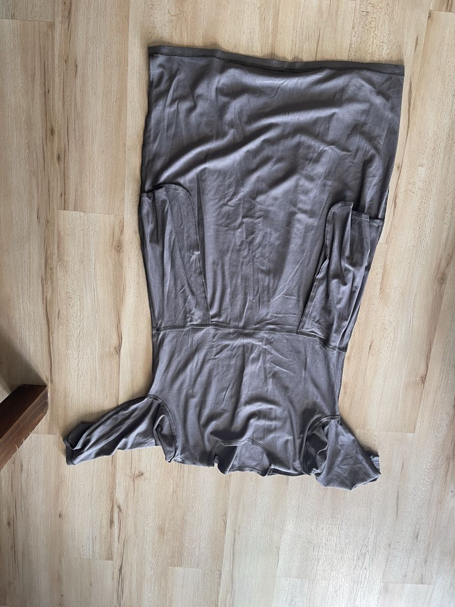 Vestiti: Robe Evakyburz grise 44 très bon état – Usato da Kloten venduto da Vermicelles 3
