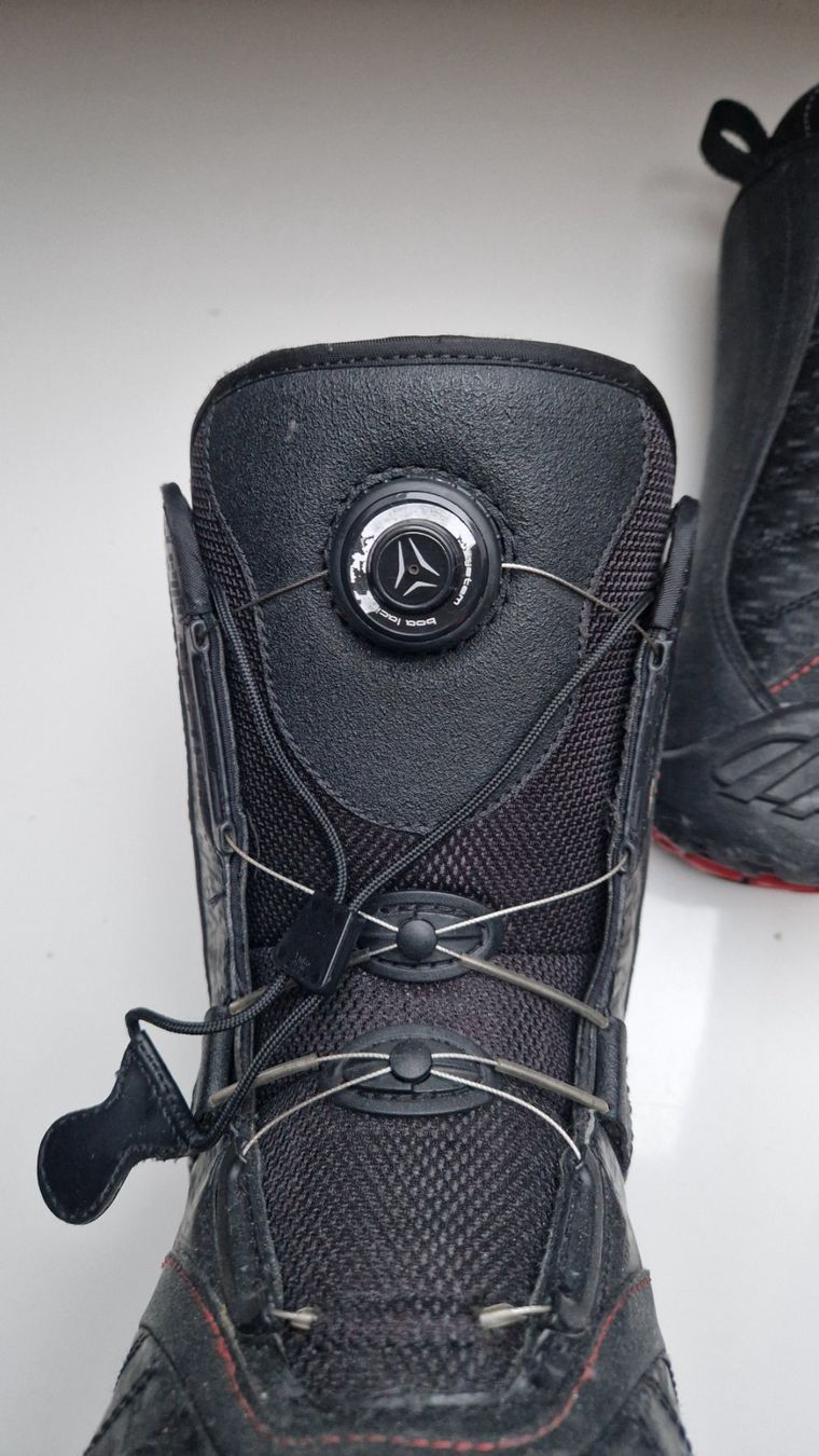 Herrenschuhe: Atomic Snowboardschuhe, Grösse 37.5, mit Boa System – Gebraucht aus Buochs von _in_ 3