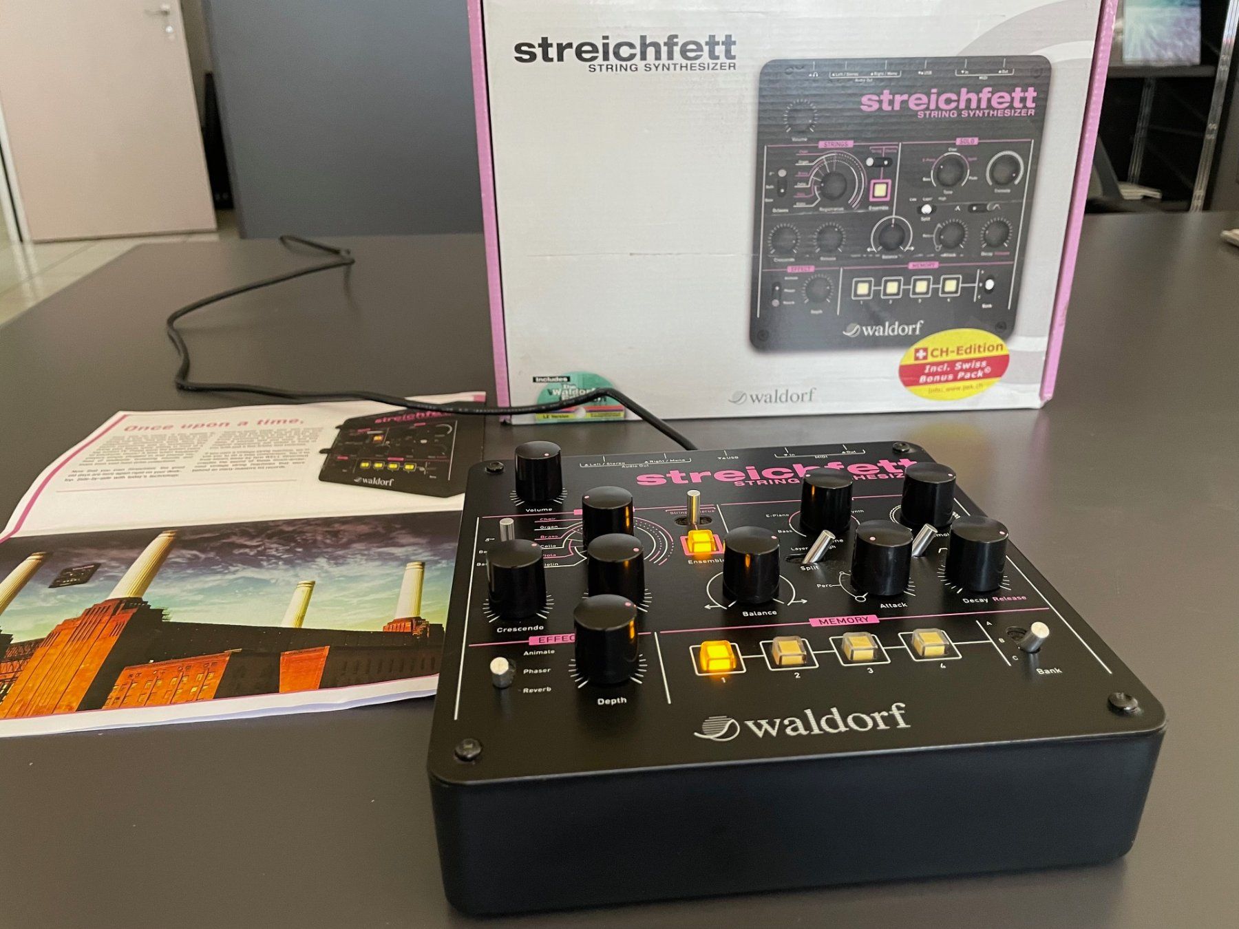 Waldorf Instruments de musique: Waldorf Streichfett Strings Synthesizer – D'occasion à Bellinzona par gioas 2