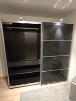 Grosser praktischer Ikea Pax Kleiderschrank