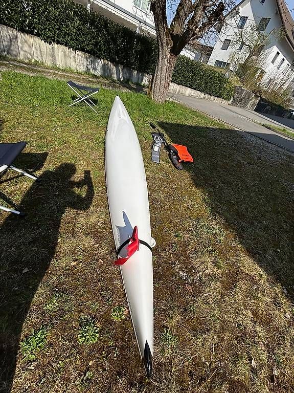 Barche: Surf Ski Epic V8 Performance, wenig gebraucht – Usato da Möriken AG venduto da Doris5103 4