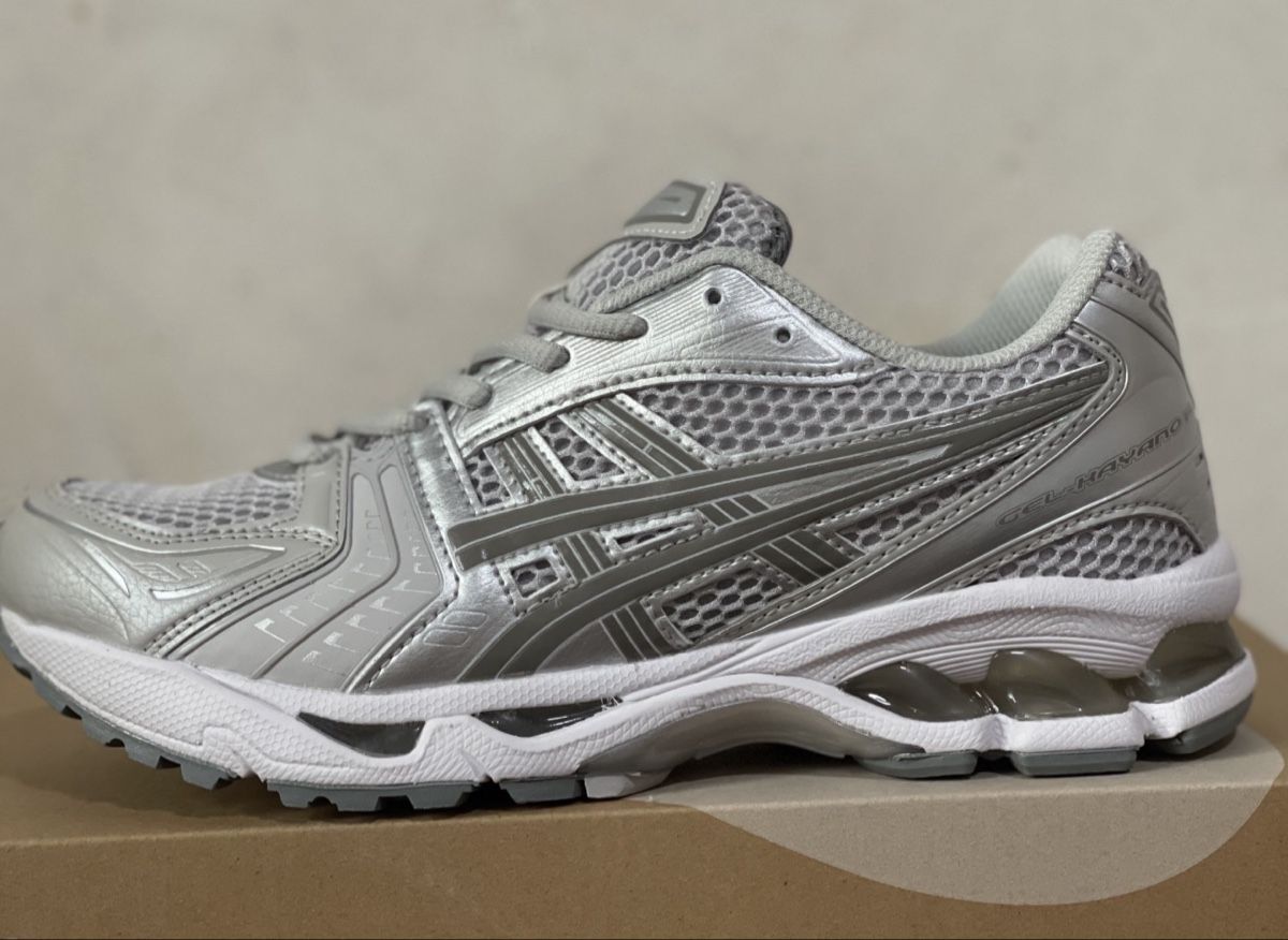 Asics Scarpe da uomo: Asics Gel Kayano 14 – Nuovo (secondo la descrizione) da St. Gallen venduto da Jorden91