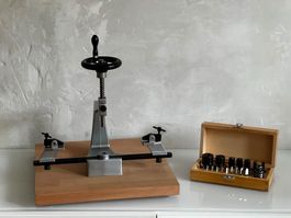 Bergeon 6200 Pressstock um Grossuhrenlager zu ersetzen